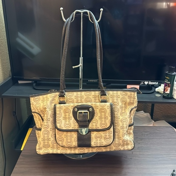 Authentic Etienne Aigner shoulder bag - Picture 1 of 7